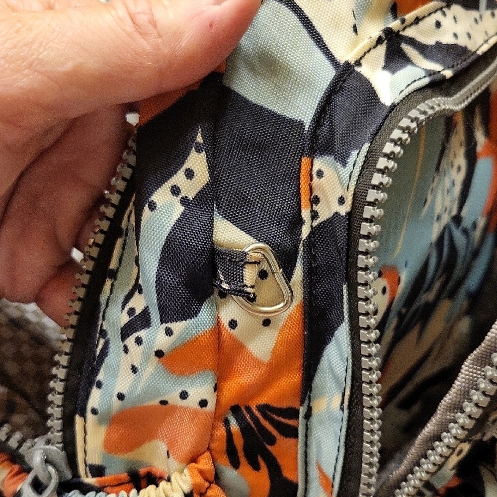 Floral Patterned Backpack - Picture 10 of 12